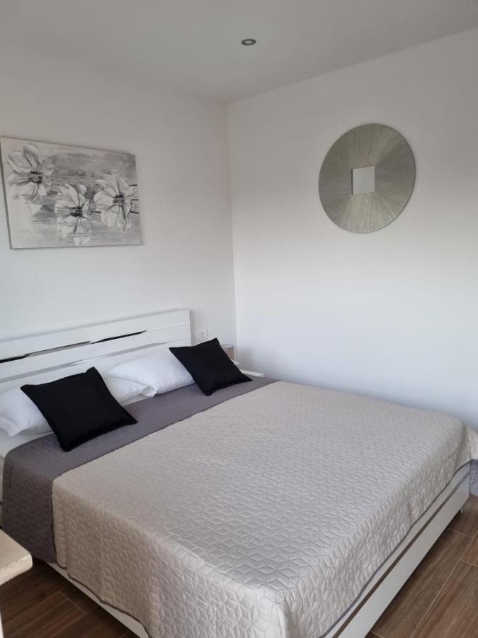 Angel Wing Apartmant Duce Luaran gambar
