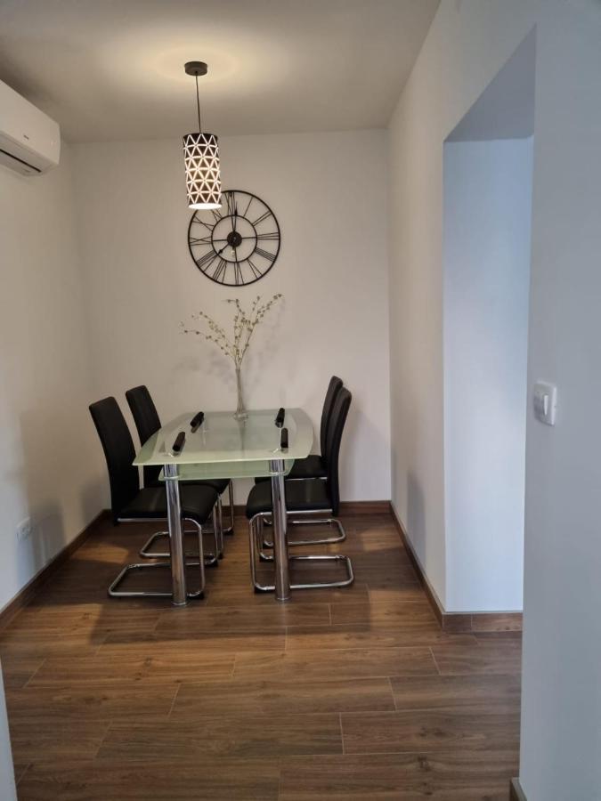 Angel Wing Apartmant Duce Luaran gambar