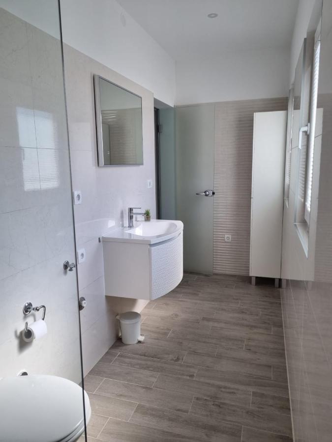 Angel Wing Apartmant Duce Luaran gambar